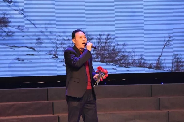 pa视讯平台官网入口艾普喷涂机器人