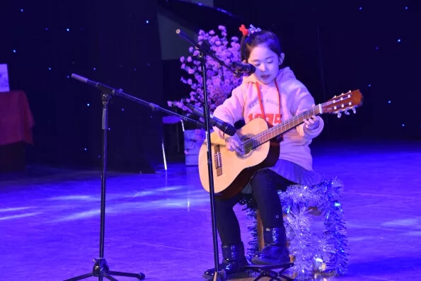 pa视讯平台官网入口艾普喷涂机器人