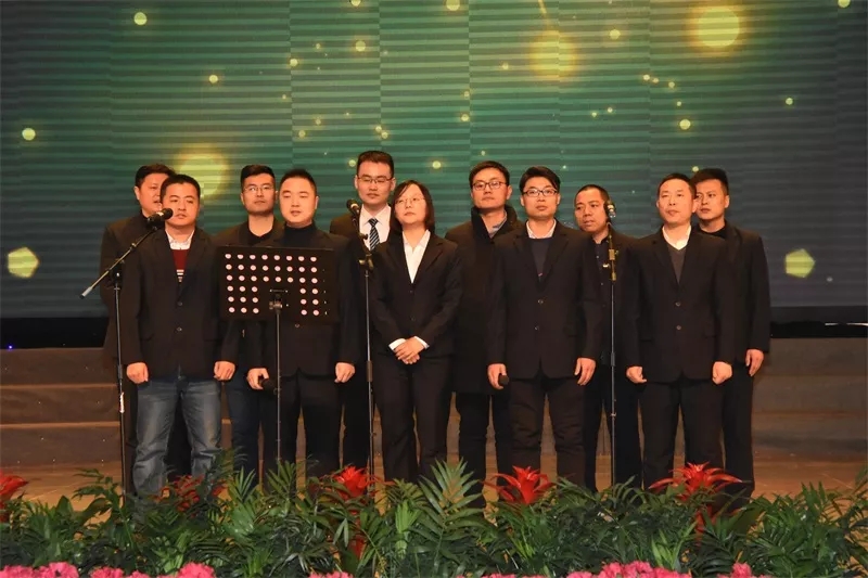 pa视讯平台官网入口艾普喷涂机器人