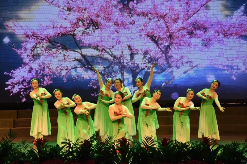 pa视讯平台官网入口艾普喷涂机器人