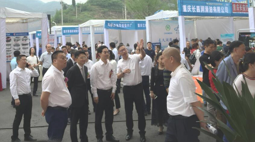 pa视讯平台官网入口艾普喷涂机器人