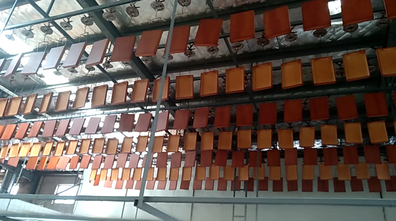 pa视讯平台官网入口艾普喷涂机器人与艺术同行，“涂”画未来